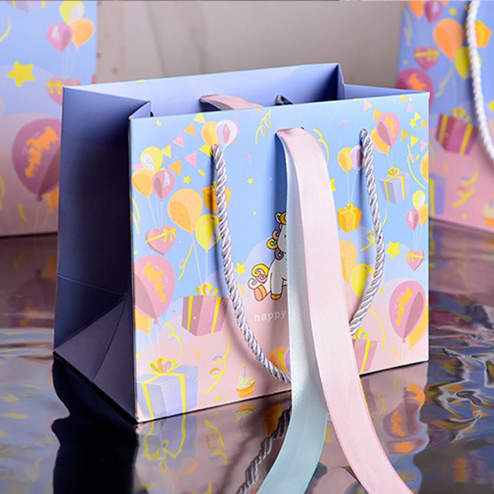 24 Stück niedliche Geschenktüten aus Papier für Hochzeiten, Partys, Schmuckverpackungen, Einkäufe, Babypartys, Geburtstage, Süßigkeitenverpackungen mit Bändern und Kordeln – Detail 4