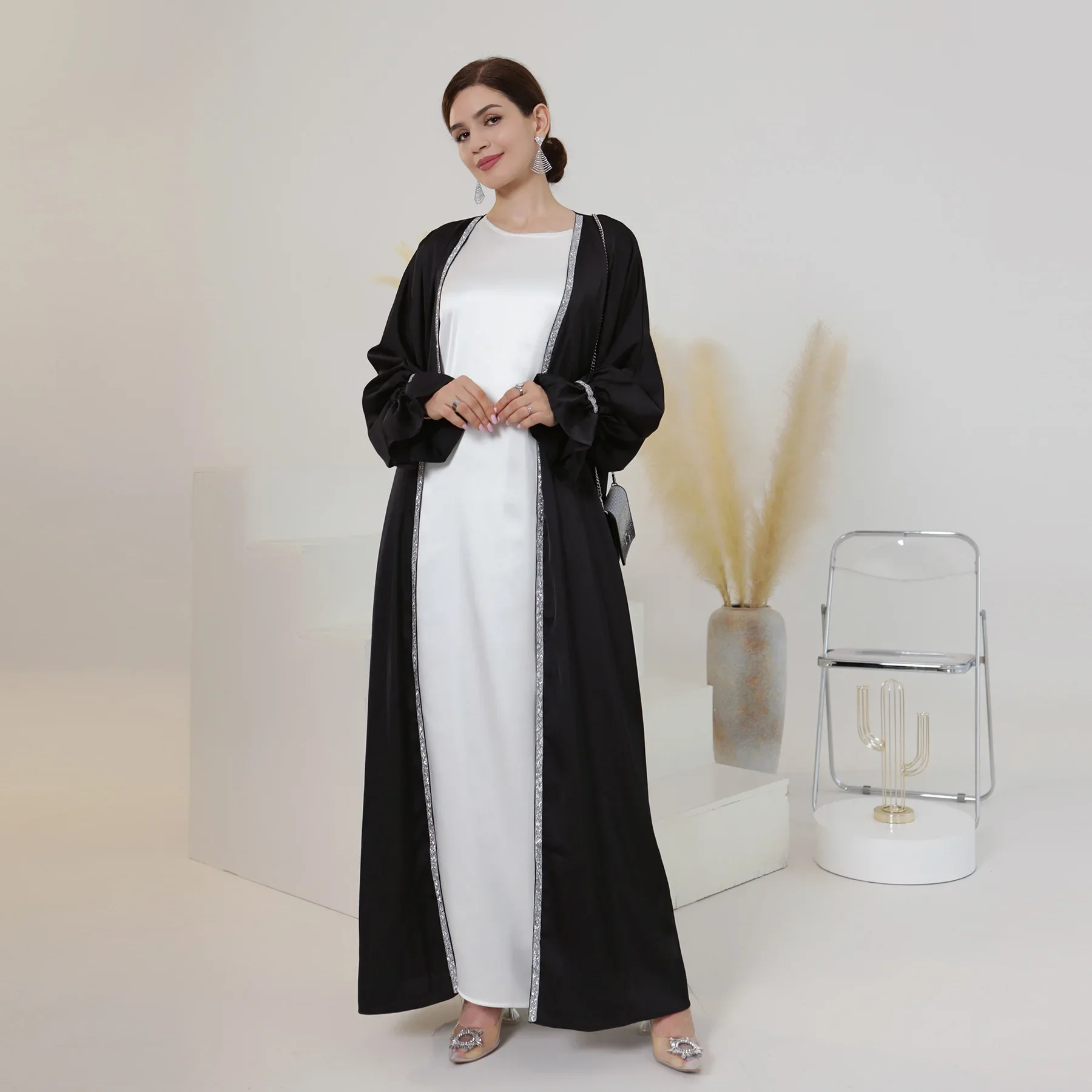 Kimono Abaya Turkey Satin Open Abayas for Women Dubai Plain Flare Sleeve Beads Muslim Dresses African Islamic Outfit Kaftan Robe