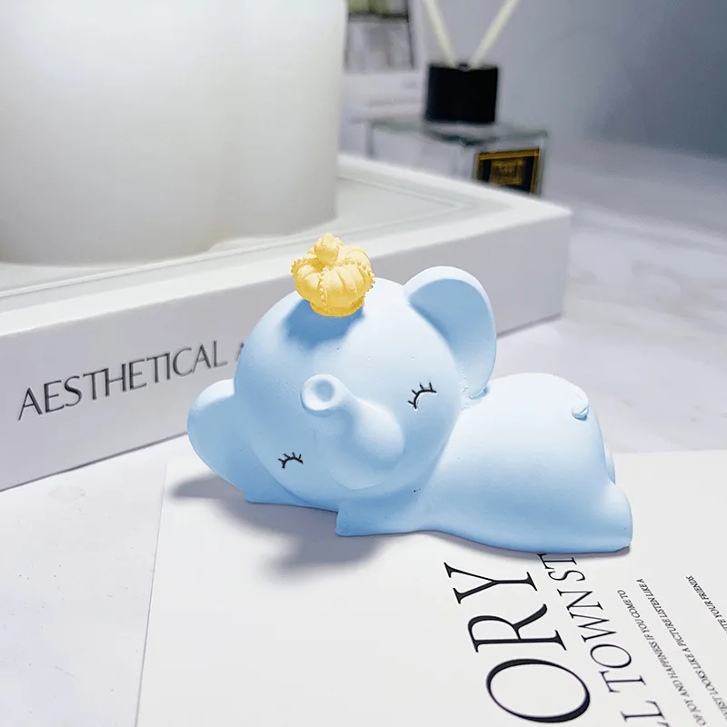 

Cute Crouching Crown Elephant Food Grade Chocolate Mousse Cake Decoration Gypsum Candle Dropping Glue Silicone Mold New 2023