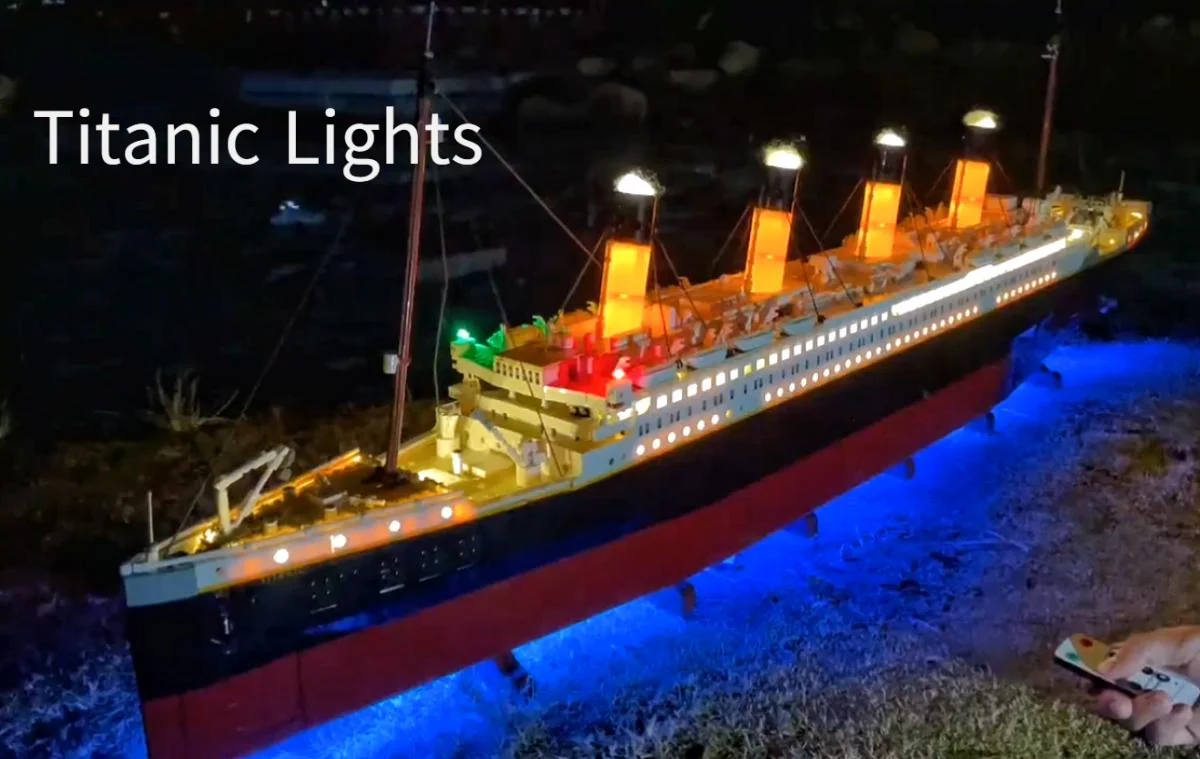 

LED Lighting Set for 10294 Titanic Collectible Mold Ship Toy Light Kit Building Block (Only the light)