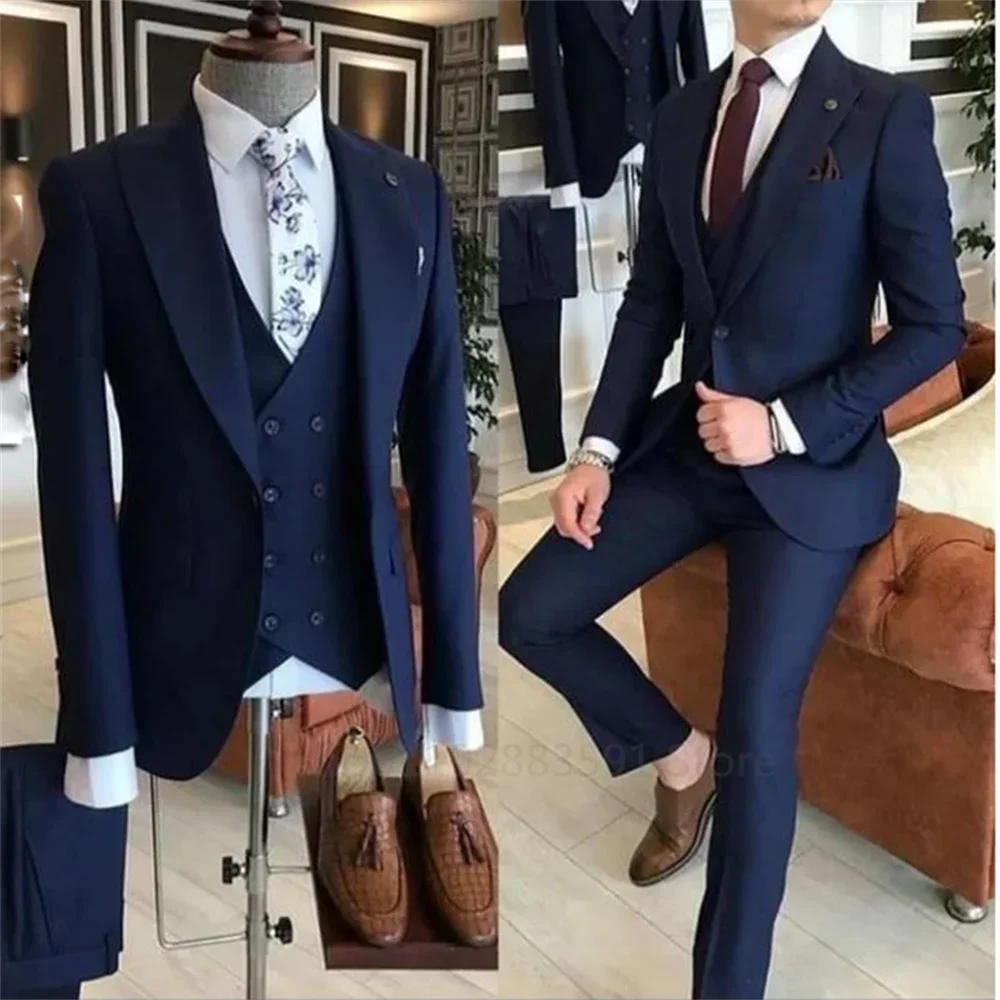 3 Pieces Groom Wear Green Men Suits 2023 Slim Fit Peak Lapel One Button Wedding Tuxedo Terno Masculino (Jacket+Pants+Vest+Tie）