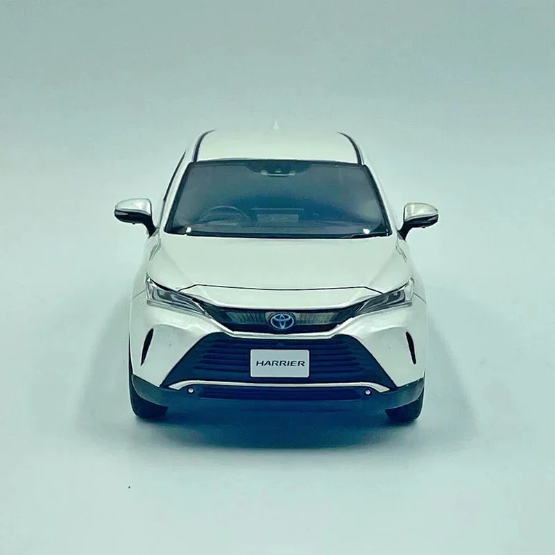 TOYOTA Harrier ミニカー Amazon | トヨタ 1/30 オフィシャルミニカー ハリアー