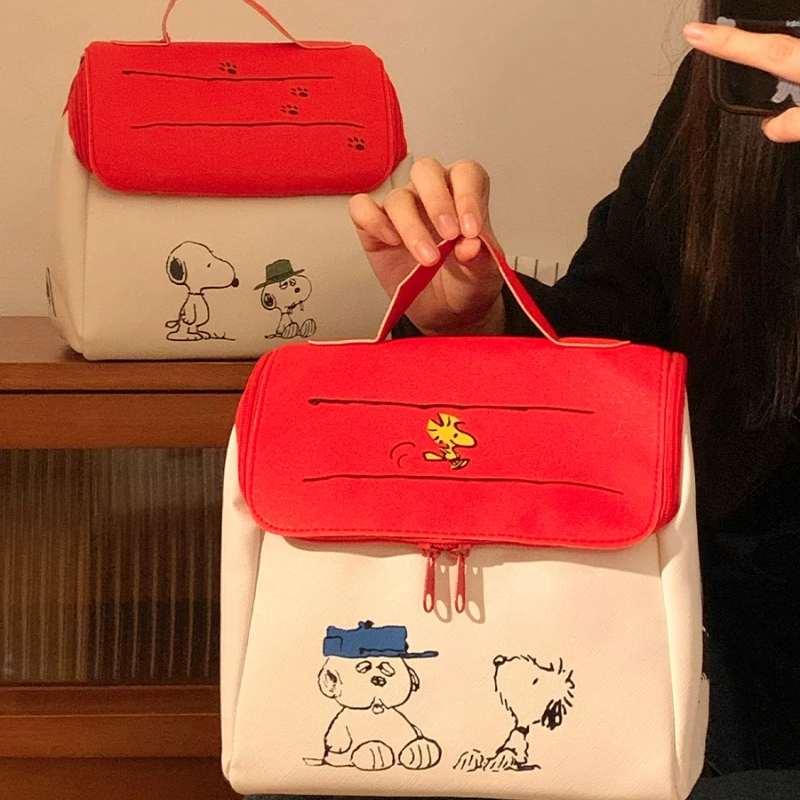 New Anime Snoopy Red House Stationery Storage Bag High-Capacity Cosmetic Bag Portable Carry Hand Storage Travel stationery organizer stationery storage box