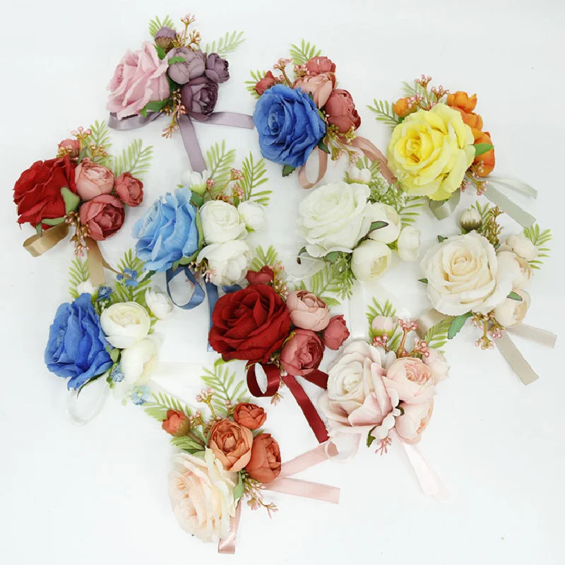 Рисунок 2 - Бутоньерка и запястье Corsag