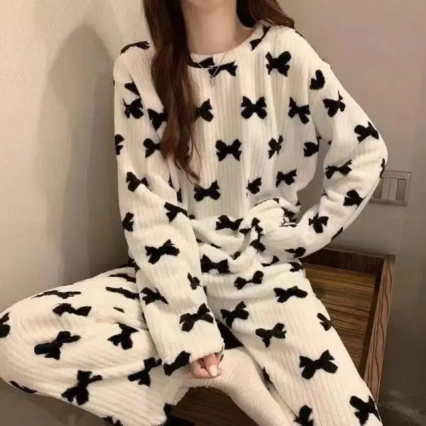 

Cartoon Cute Flannel Sleepwear For Women Winter Coral Fleece Pajamas Set 2 Pieces Pijamas Sweet Nightwear Mujer Pyjamas Dropship