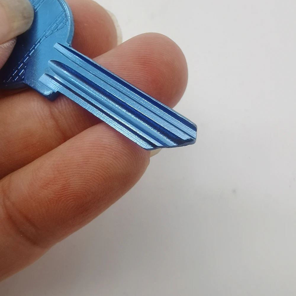 JS1628 Alloy 7 Color Key Embryo for Locksmith Random Color F 44 Everyday Key Blanks