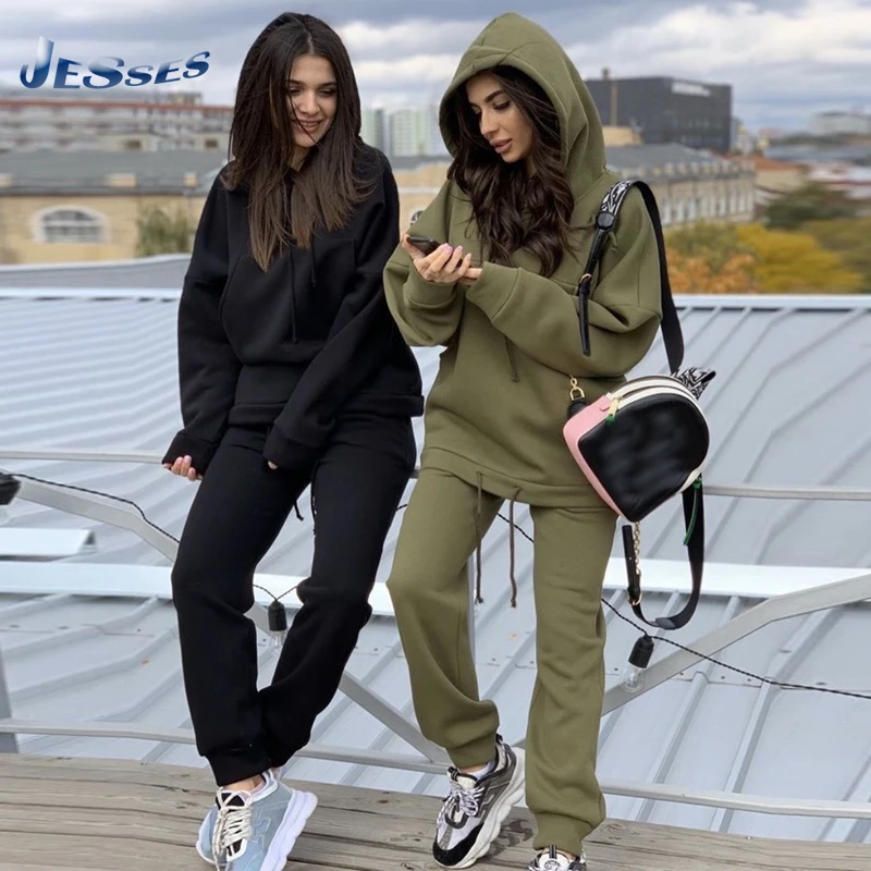 

Fashion Pocket Two-piece Suit Ladies Casual Sweatshirt Sports Two-piece Set Winter Hooded Sweatshirts + Pants 2 Pieces