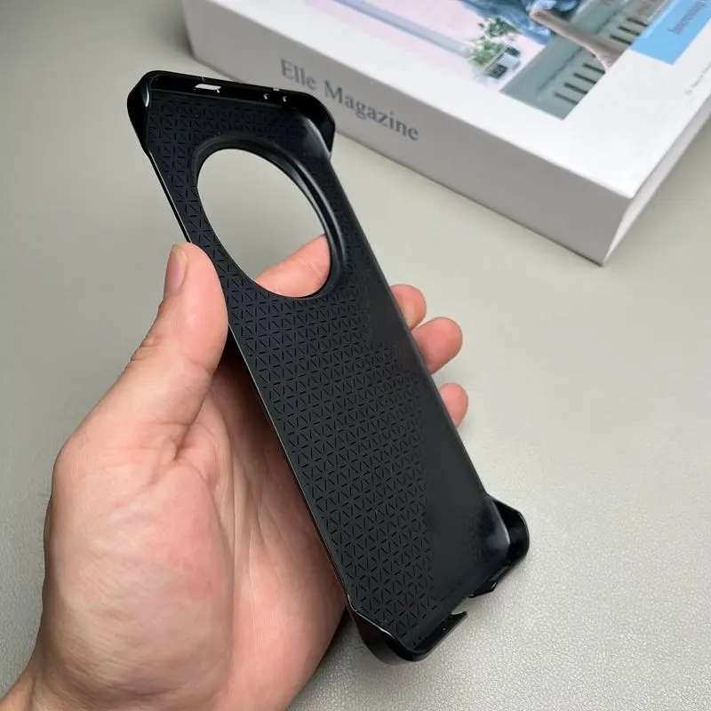Premium Carbon Fiber Magnetic Wireless Charging Slim Protective Case