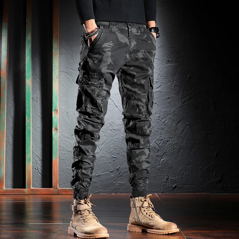 Fashion Designer Men Jeans Camo Trousers Multi Pockets Casual Cargo Pants Hombre Zipper Bottom Hip Hop Joggers Men