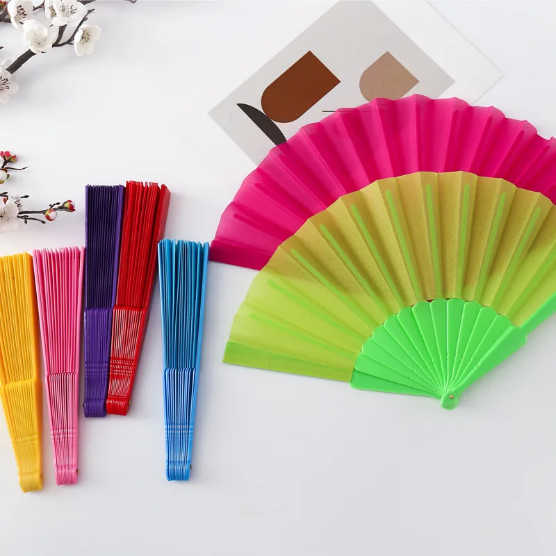 Plastic Folding Fan Chinese Style Retro Hand Held Fan Floral Dance Performances Custom Wedding Gift for Guest