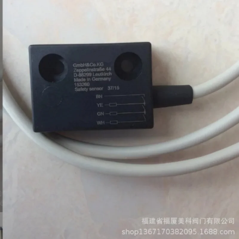 새로운 오리지널  센서 424A10A090B 30420000VS 424RA011G030 171V62-3 	    C153210E01