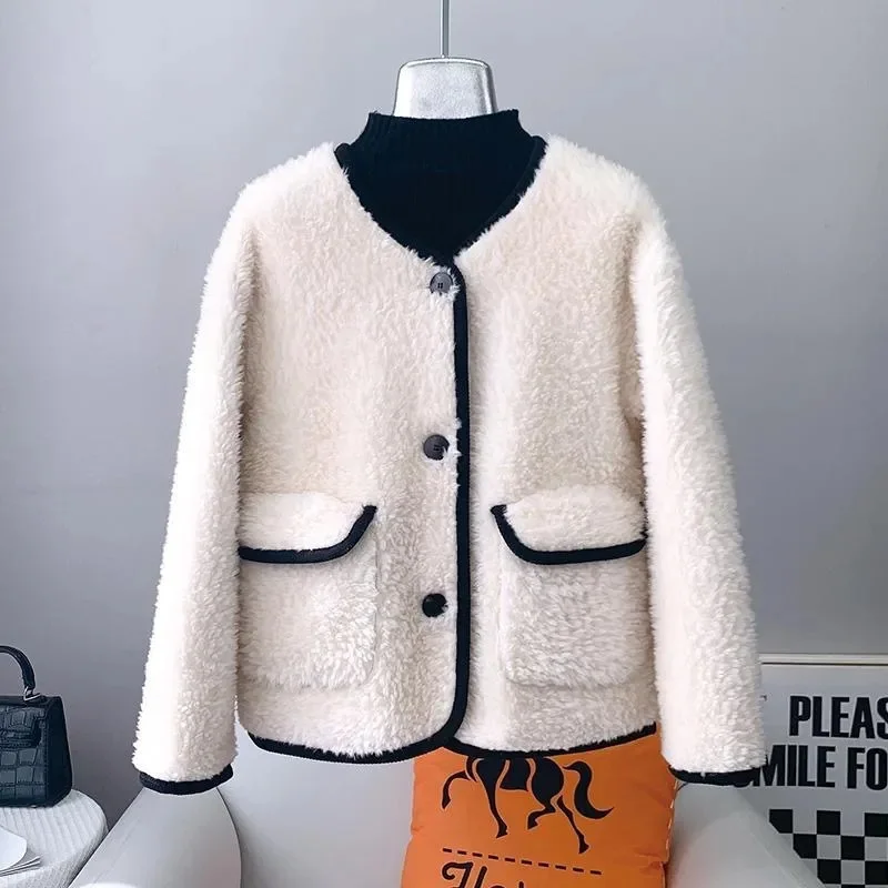 

2024 New Korean Xiaoxiangfeng Jacket Female Fashion Imitation Lamb Wool Coat Ladies Fur Outwear Autumn Winter Short Top Women