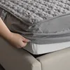 Washable Bed Cover Queen King Size Breathable Solid Color Mattress Cover Embossed Quilted Thicken Anti-mite Mattress Protector 1