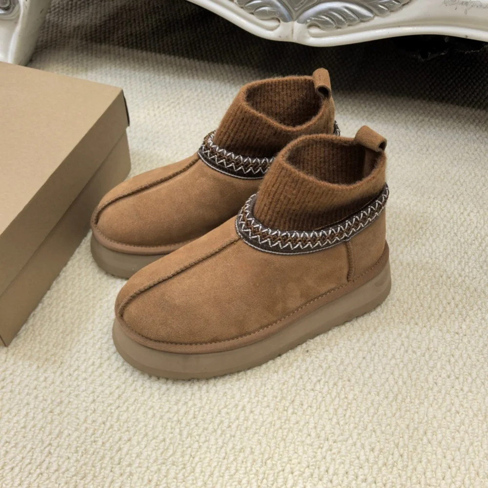 Winter New Velvet Warm Short Boots Thick soled Bread Shoes Thick Northeast Cotton Shoes Warm Snow Boots Women's