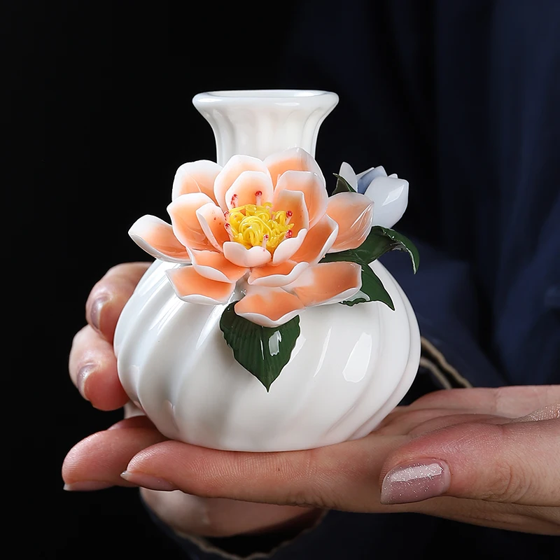 

1 шт. керамическая ваза с рельефным цветком для гостиной и балкона