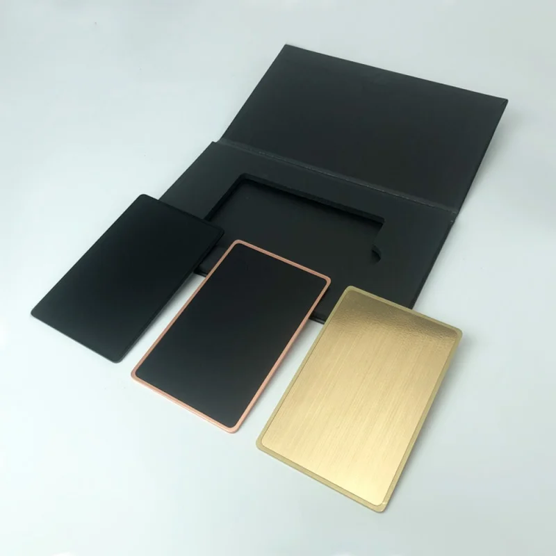 맞춤형 태그 탭 NFC 하이브리드 카드, 스테인리스 스틸 PVC 결합 NFC 213 카드, 소셜 미디어용 프레임 포함