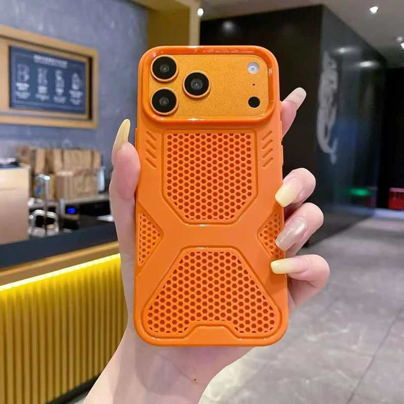 Sleek Honeycomb Heat Dissipation Phone Case – Minimalist Protective Design