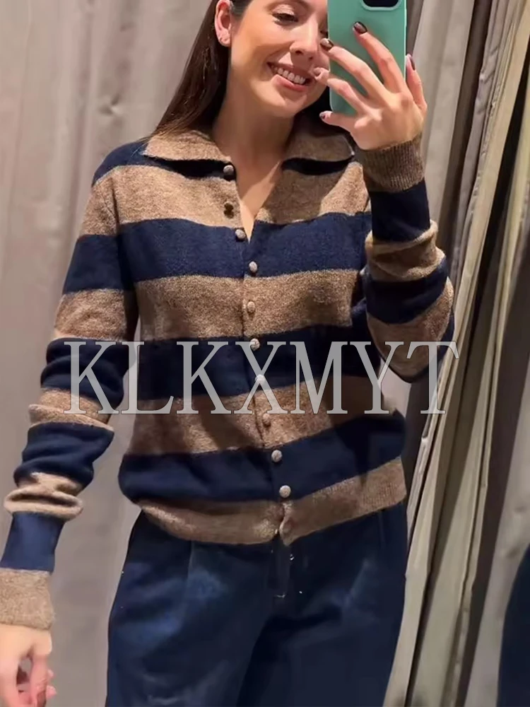 2025 New Women Fashion Stripe Knitted Cardigans Long Sleeve Lapel Short Sweater Cardigan Autumn Winter New Style Knitwear Coat
