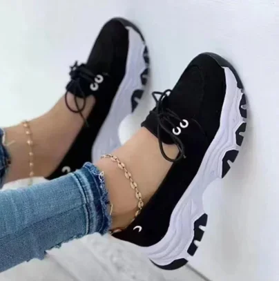 

411M12 Luxury Brand Designer Fashionable Low-top Casual Sneakers Black and White Walking Shoes Casual Shoelace Box