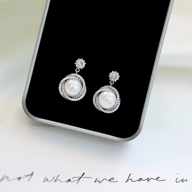 French gloss natural pearl earrings, dignified and elegant earrings, high-end gold-plated accessories for women's weddings