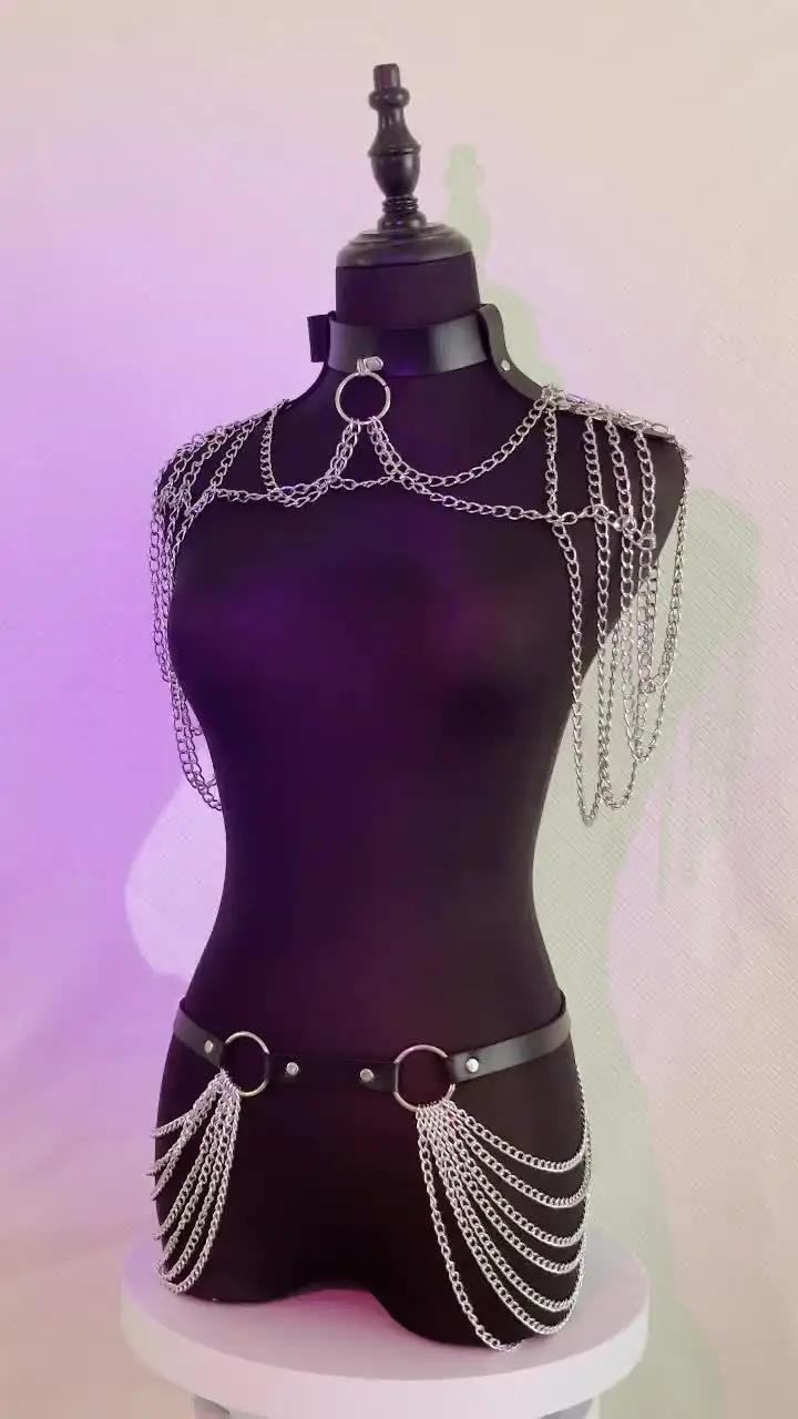 Бикини киген қыздардың порно суреттері Екі жұп БДСМ