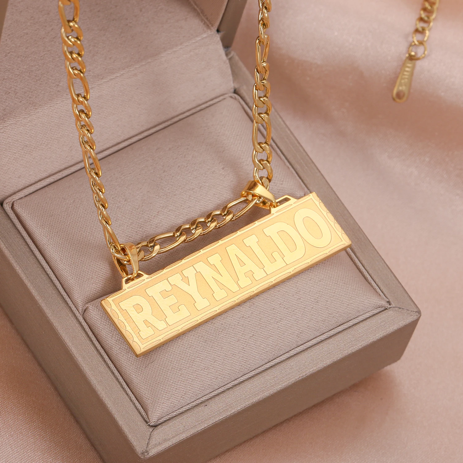 Collana Personalizzata Con Nome In Acciaio Inossidabile, Regalo Unico Per Lei O Lui