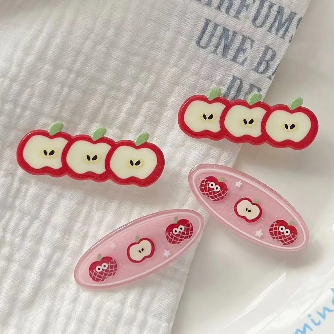 2 Stück Apfel-Pony-Entenschnabel-Clip für japanische und koreanische Mädchen; Niedliche ovale Seitenhaarspange mit Früchten für Fragmente; Kopfzubehör