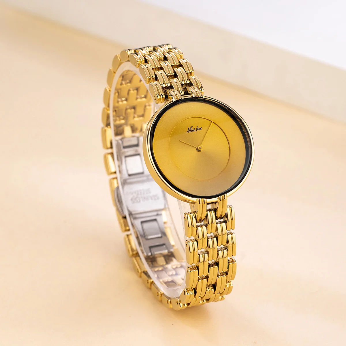 UTHAI Women Watch Light Luxury Brand Business Simple Retro Female Metal Bracelet Waterproof Ladies Fashion Quartz Clock Watches 2