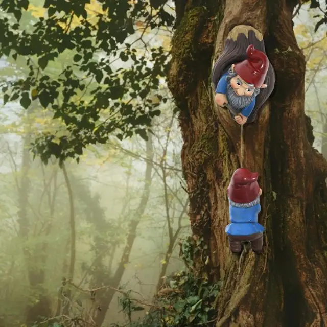 Egyedi Kerti Szobor Rajzfilm Törpe Hegymászó Fa Függő Díszek Szép Dísz Gnóm Dekoráció - Image 5