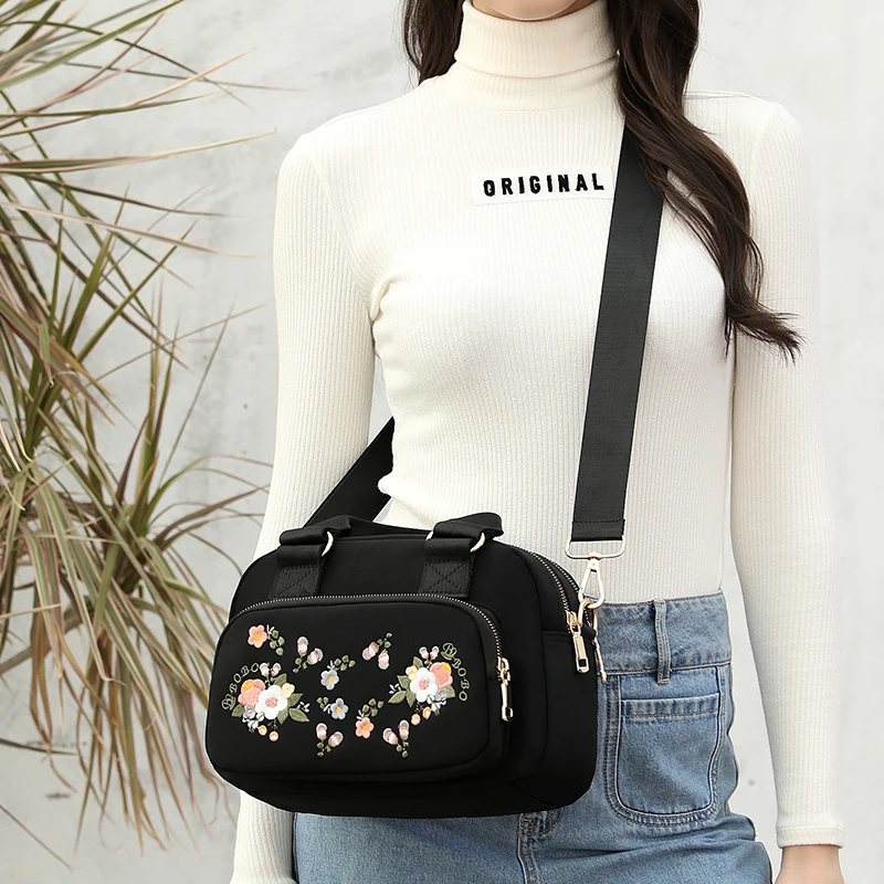 Free Ship Women Shoulder Bags Embroider Flower Female Messenger Bag Nylon for Girls Travel Crossbody Bag Zipper Handbags