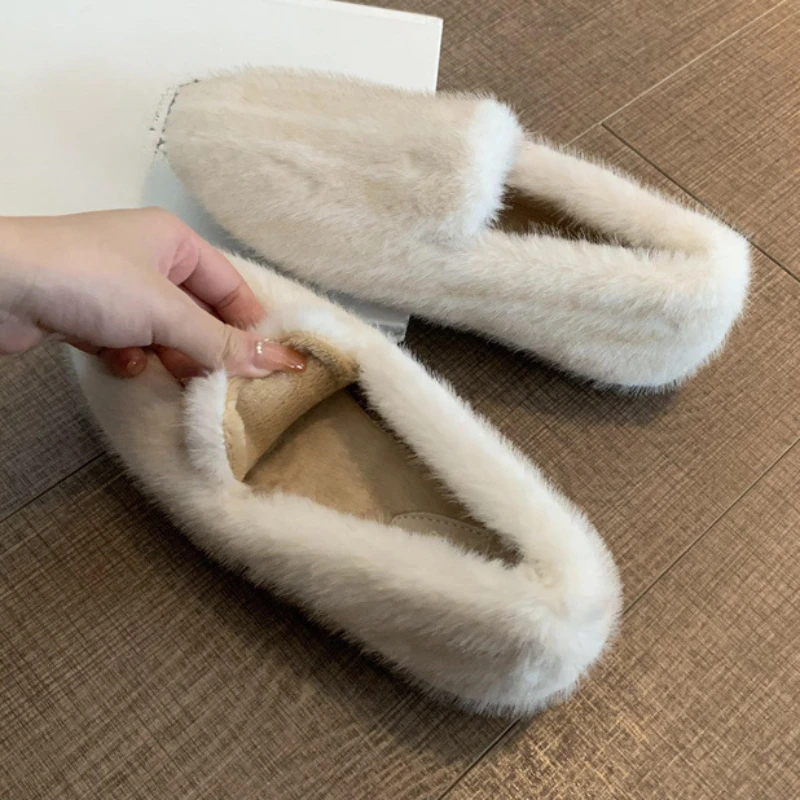

2024 Winter Women Warm Flat Shoes Fashion Warm Lazy Slip-on Mary Jane Shoes Ladies Soft Sole Outdoor Cotton-added Granny Shoes