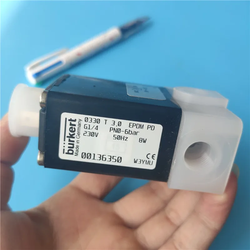 

Burkert 0330 T 3.0 EPDM PD 24VDC 230V 0124 PVDF