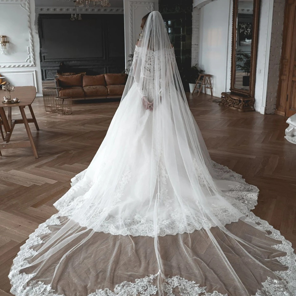 Maßgeschneiderte luxuriöse elfenbeinfarbene schulterfreie Brautkleider 2026 Prinzessin Sweetheart Spitzenapplikationen Brautkleider Vestido De Novia – Detail 7