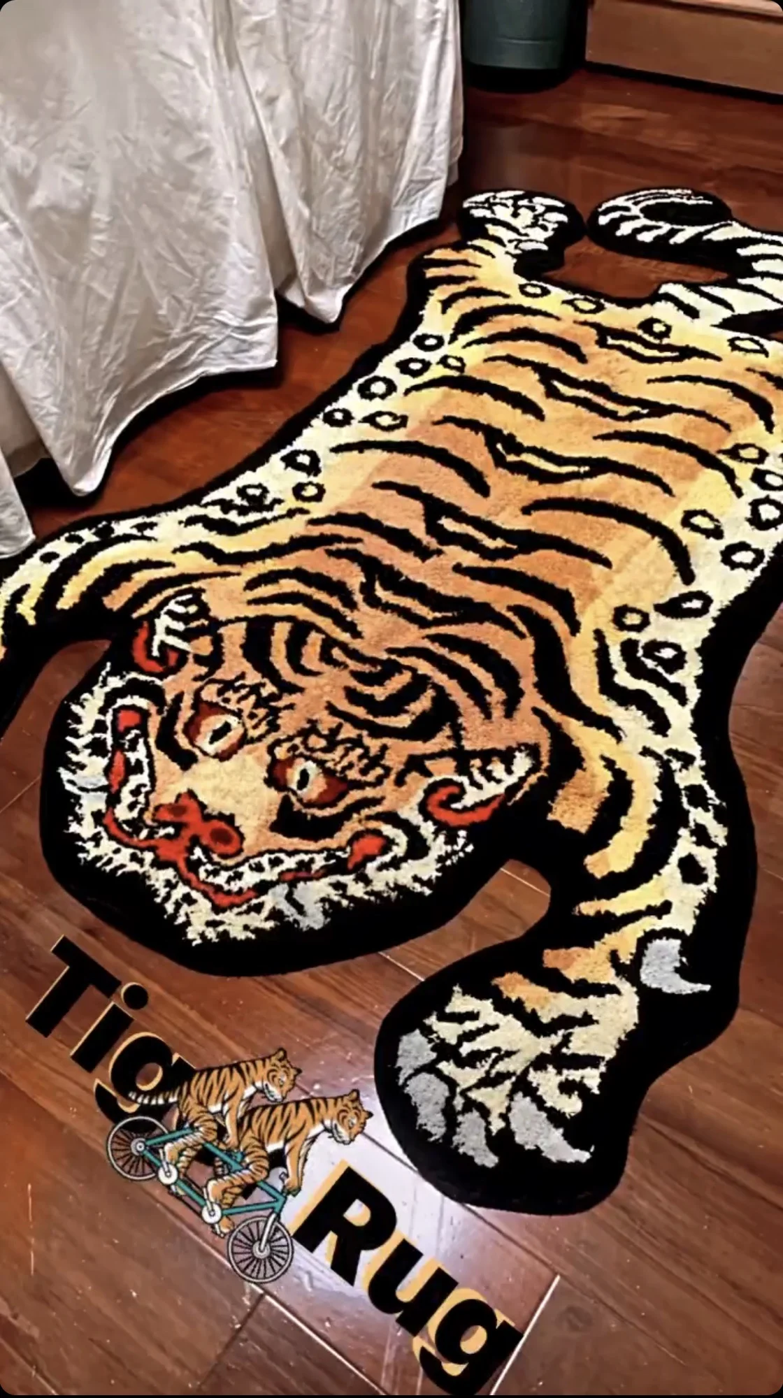 90cm x 150cm 터프팅 타이거 카펫 특수 모양의 바닥 매트 침대 옆 담요 발 패드 타이거 태피스트리 미끄럼 방지 목욕 깔개 매트
