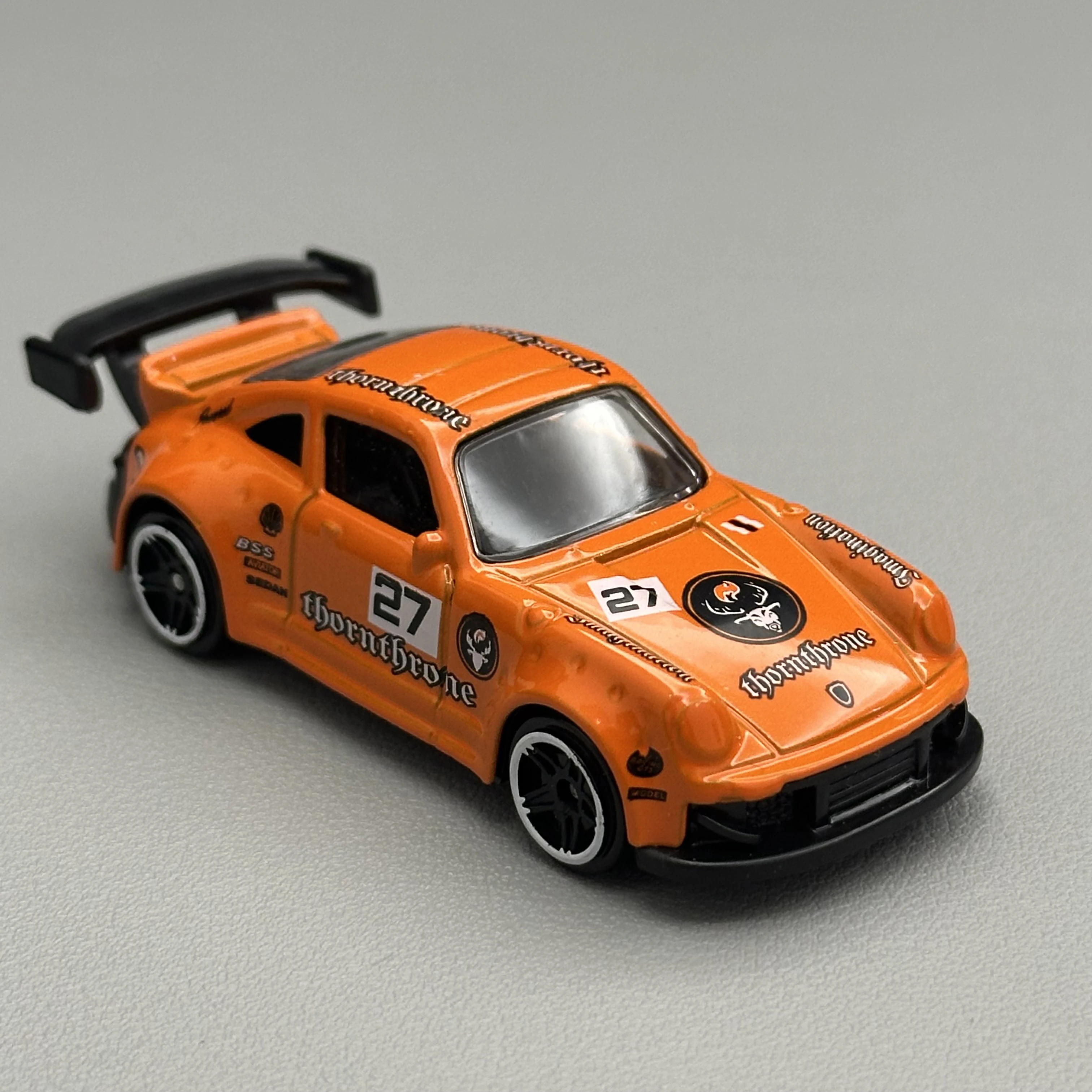 1/64 Diecast Alloy Car Model 911 Metal Vehicle Miniature Toy Collectible Car Gift For Kids And Adult Hobby Collection Display