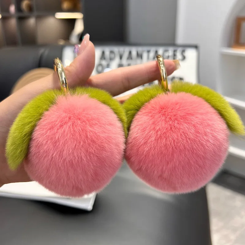 

Cute Furry Peach Keychain For Car Keys High Quality Fluffty Plush Fruit Keychain Kawaii Soft Fur Pink Peach Keyring Pendant Bag