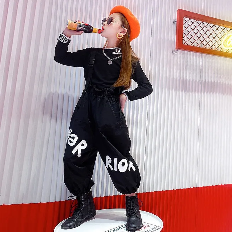 

Korean Girl Fashion Christmas Hip-hop Costume Little Girl Solid Color Top + Letter Bib Performance Costume Teenage Kids Outfits