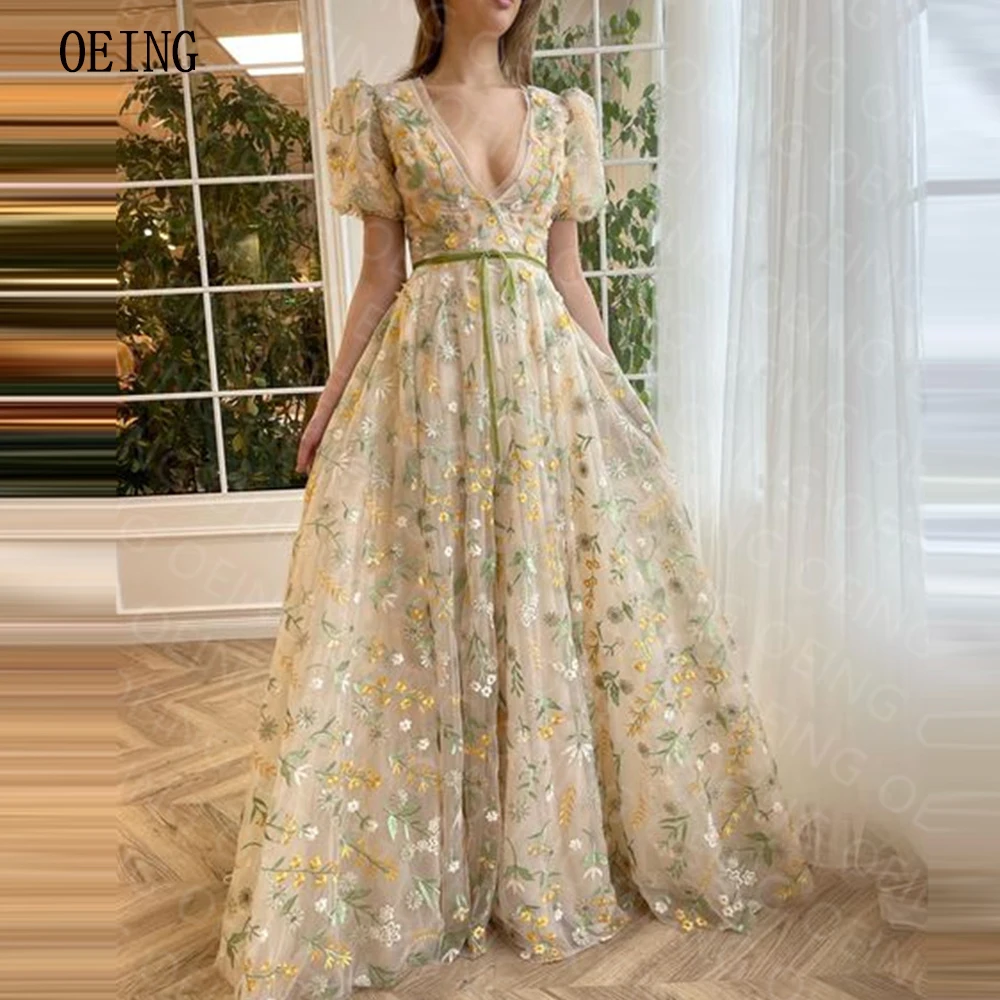 

OEING Champagne A-line V-neck 3-D Flowers Embroidery Dreamy Evening Party Dresses With Short Puffy Sleeves Charming Prom Gowns