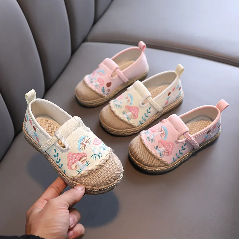 

Girls Shoes Chinese Embroidered Children Canvas Shoes Women's Linen Straw Woven Flat Heel Single Shoe Breathable Cloth Shoes