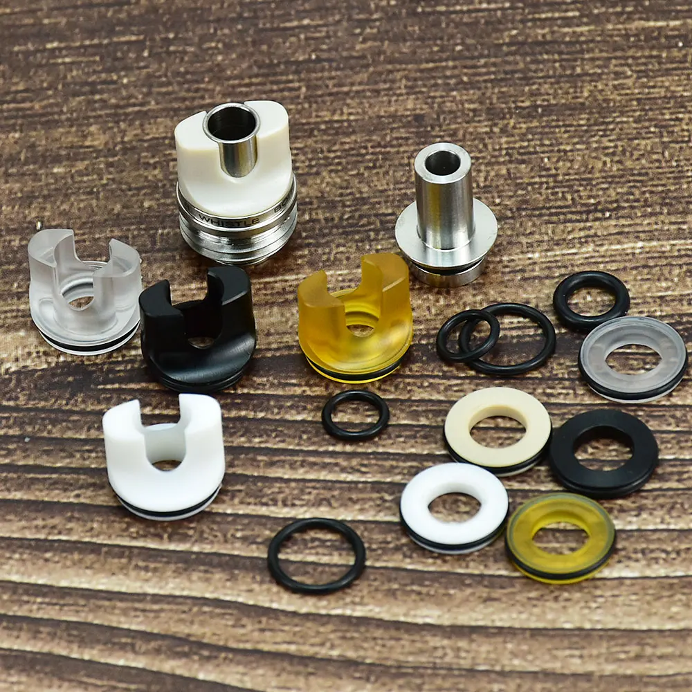 

Monarchy Cyber Whistle Style Drip Tip Set for BB / Billet / Boro AIO Box Mod - Silver, Stainless Steel + PEEK + PEI + PC + POM