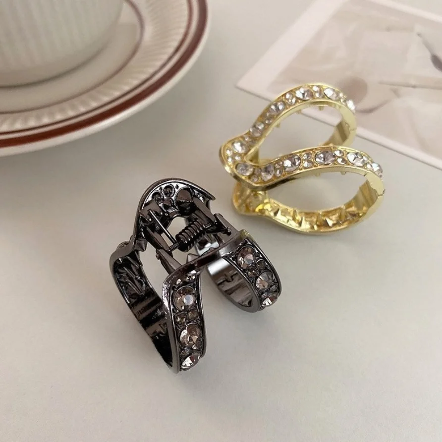 Mini Strass Haar Krabbe Clip Für Frauen Kleine Mode Anti-Herabhängen Metall Hohe Pferdeschwanz Haar Klaue Kopfschmuck Haar Zubehör