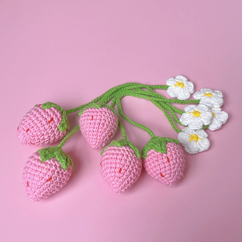 

Handmade Strawberry Knitted Hang Ornament For Handbag Decor Car Bag Pendants Key Ring Home Decor Kids Gift Accessories