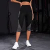 Colorblocked High Waist Yoga Pants Capri Leggings with Pockets for Women Tummy Control Workout Capri Leggings for Women 3
