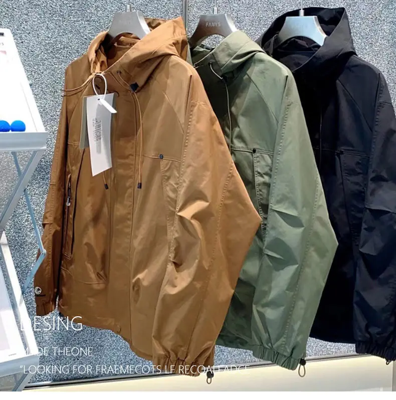 Outdoor Men's Jacket in Navy Green