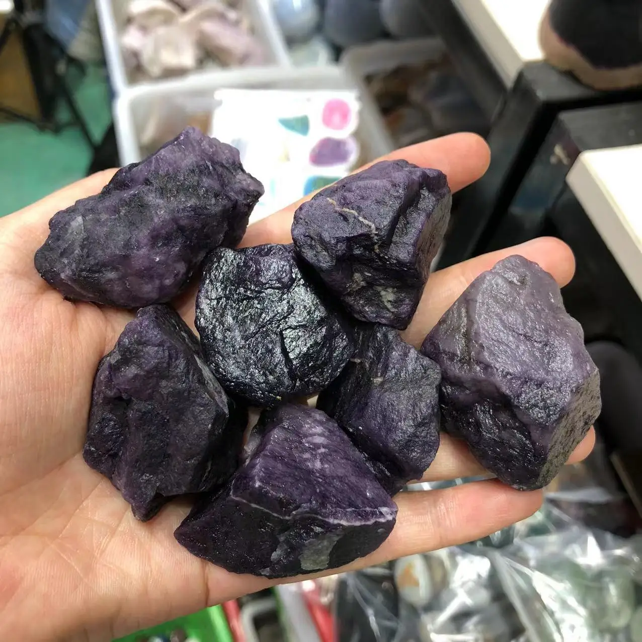 

Sugilite Rough Stones Natural Quartz Crystal Purple Gems Rare Mineral Specimens Healing Reiki Decoration