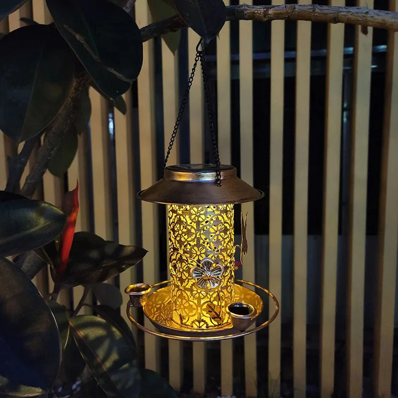 Mangeoire à Oiseaux Solaire pour l'extérieur à Suspendre avec 3 Gobelets  d'alimentation d'eau Décoration de Jardin Créative Lanterne de Jardin et  Mangeoire en Métal Imperméable à l'extérieur Mangeoir : : Jardin