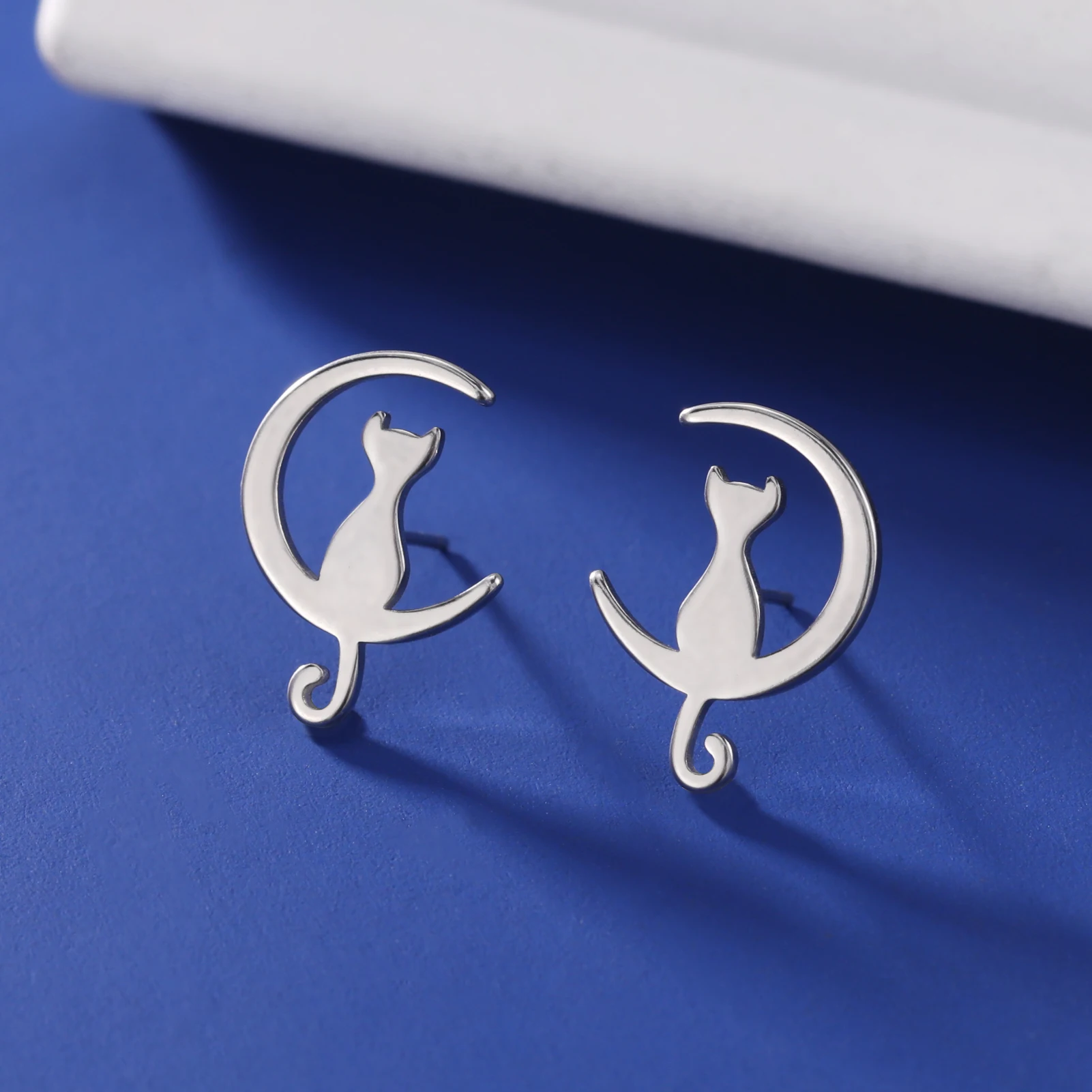 Simple_Korean_Style_Ear_Jewelry_for_Women_Stainless_Steel_Moon_Cat_Stud_Earring_-_PeticaDeals