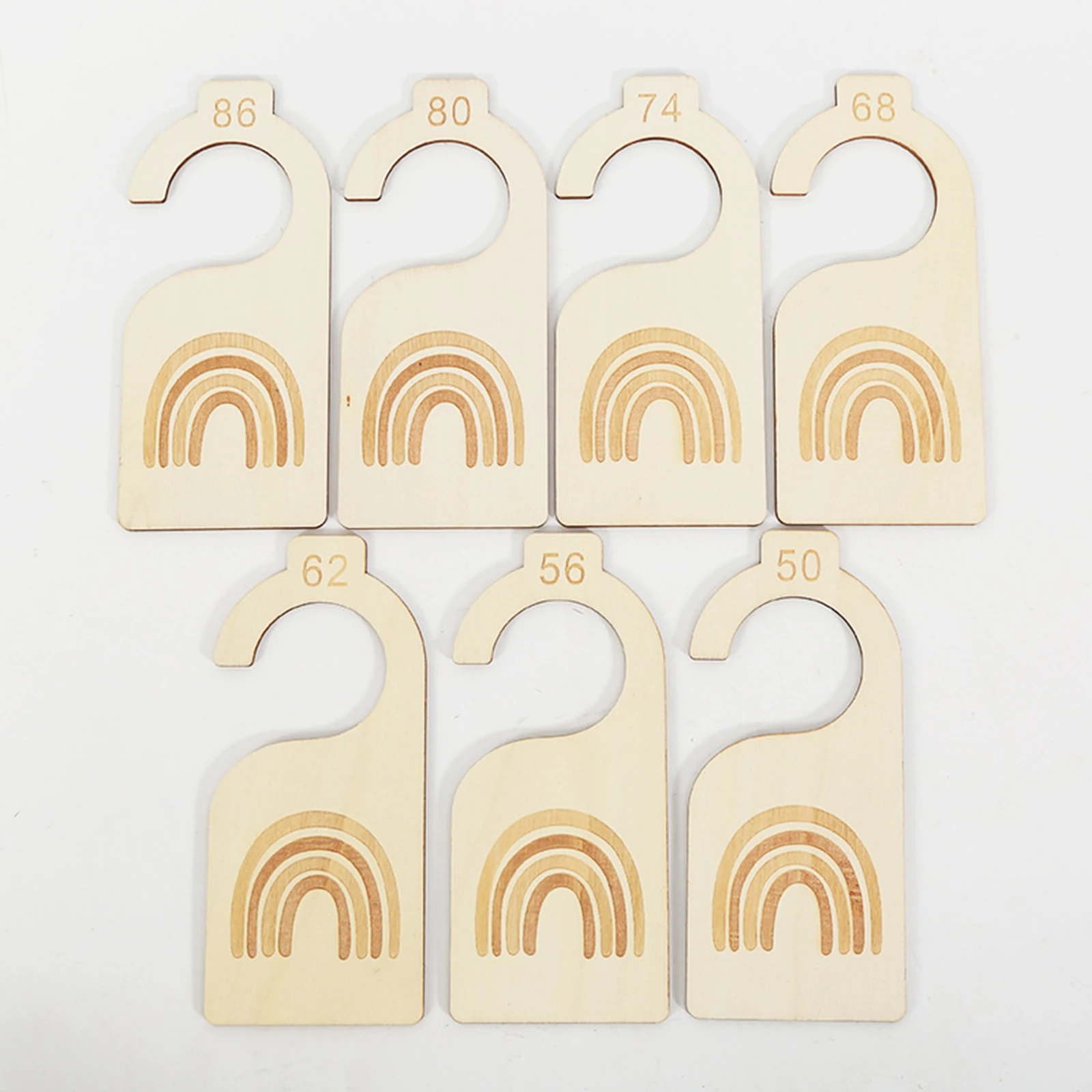 Рисунок 5 - деревянные вешалки для детской