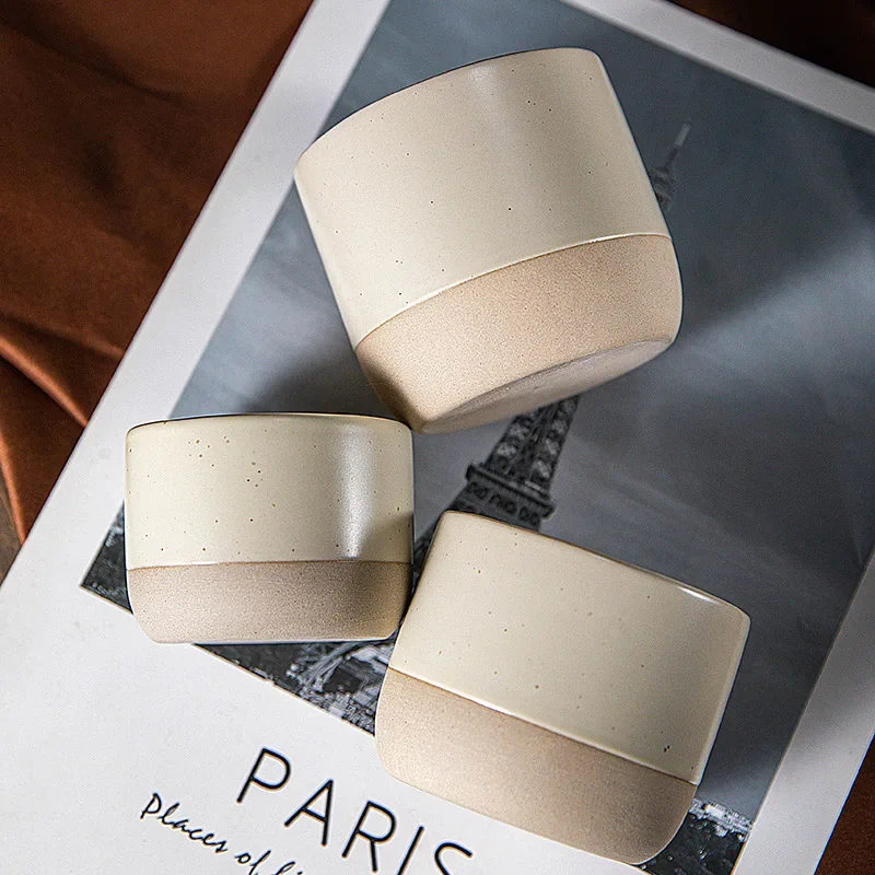 كوب قهوة عتيق