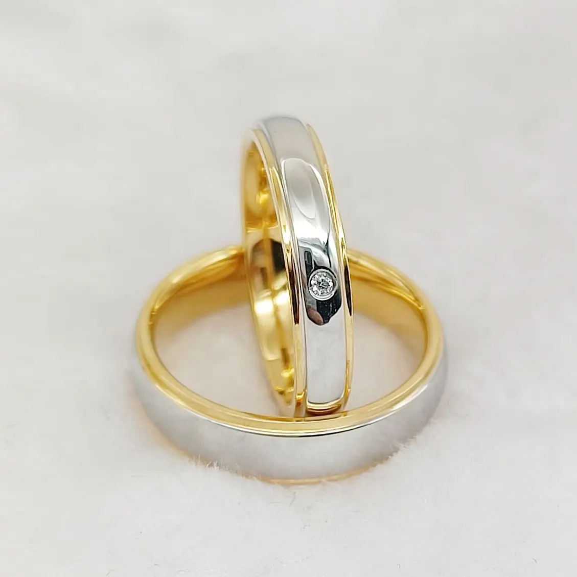 

High Quality Domed Wedding Rings Couples Set For Men And Women Bicolor 18k Gold Plated Stainless Steel Fashion Jewelry Love Ring